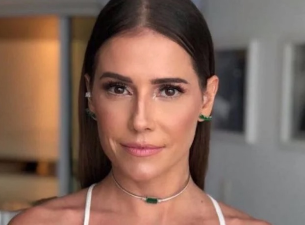 Deborah Secco se assume bissexual: 'Eu sou livre, gosto de pessoas'