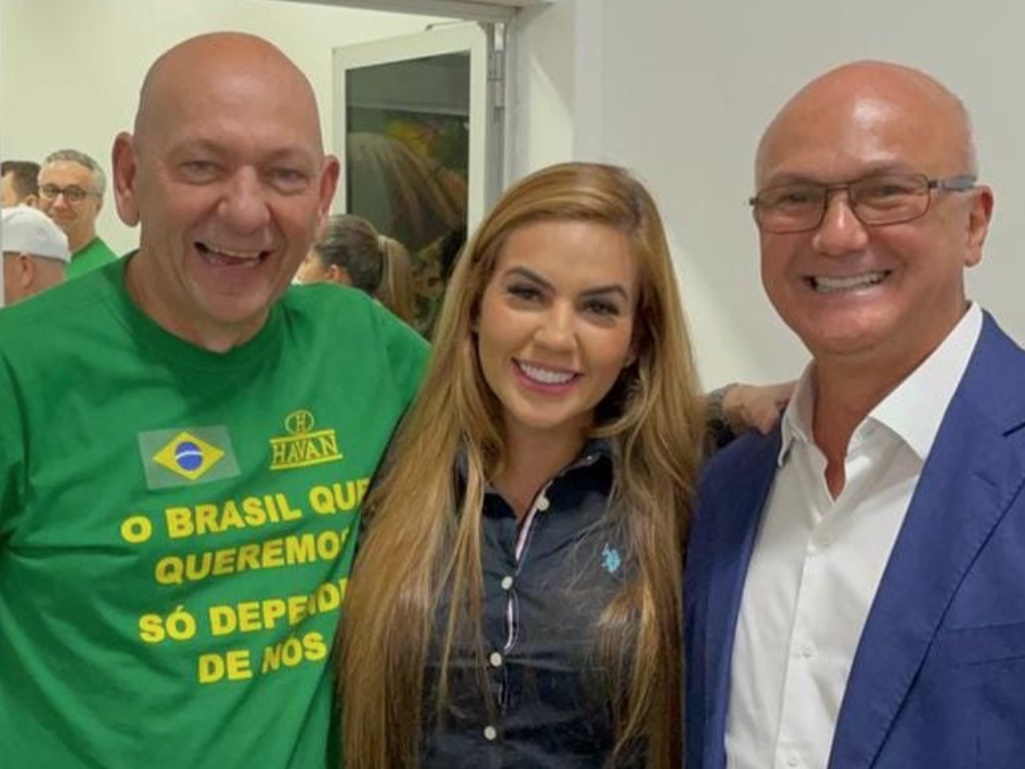 Luciano Hang faz campanha para Coronel Menezes ao Senado