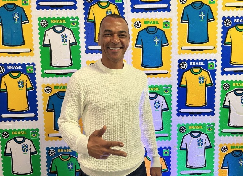 Cafu vem a Manaus para sessão de autógrafos no sábado