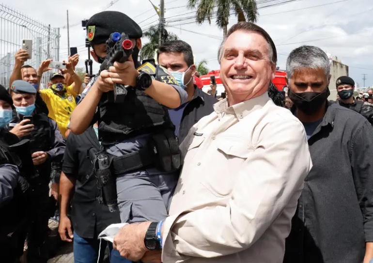 Em Manaus, Bolsonaro deve lançar internet 5G ao lado de Wilson Lima