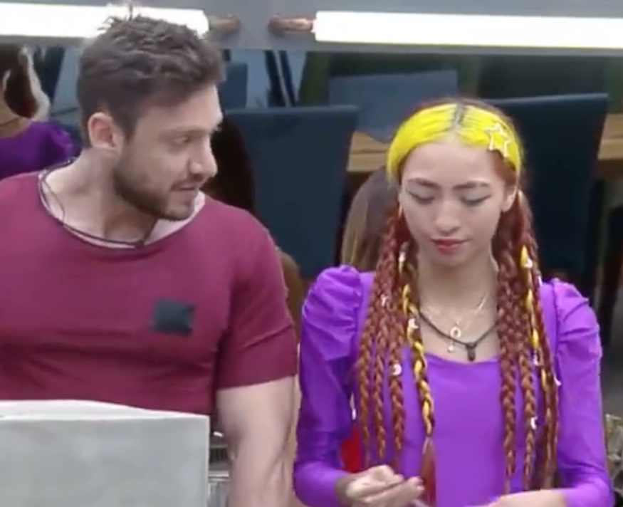 Vini é detonado após fazer comentário sobre corpo de Ruivinha de Marte