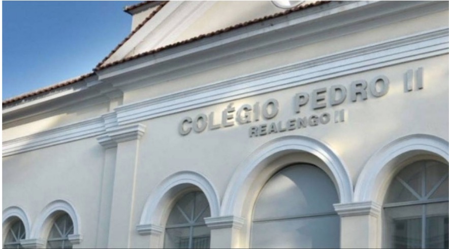 Sexo grupal em escola e advogado fazendo arrastão; veja o que bombou na semana