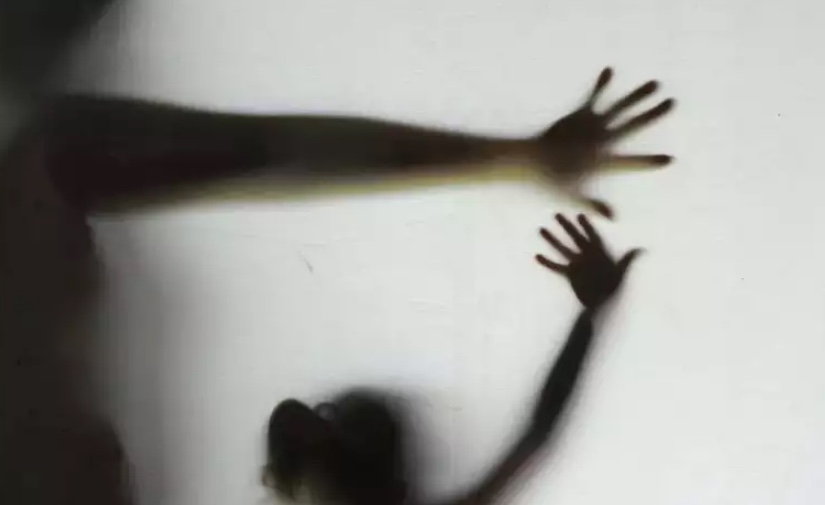 Mesmo sem toque, ato sexual com menor de 14 anos é considerado estupro