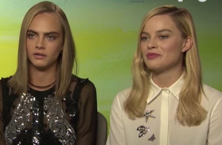 Cara Delevingne e Margot Robbie se envolvem em confusão com paparazzi 