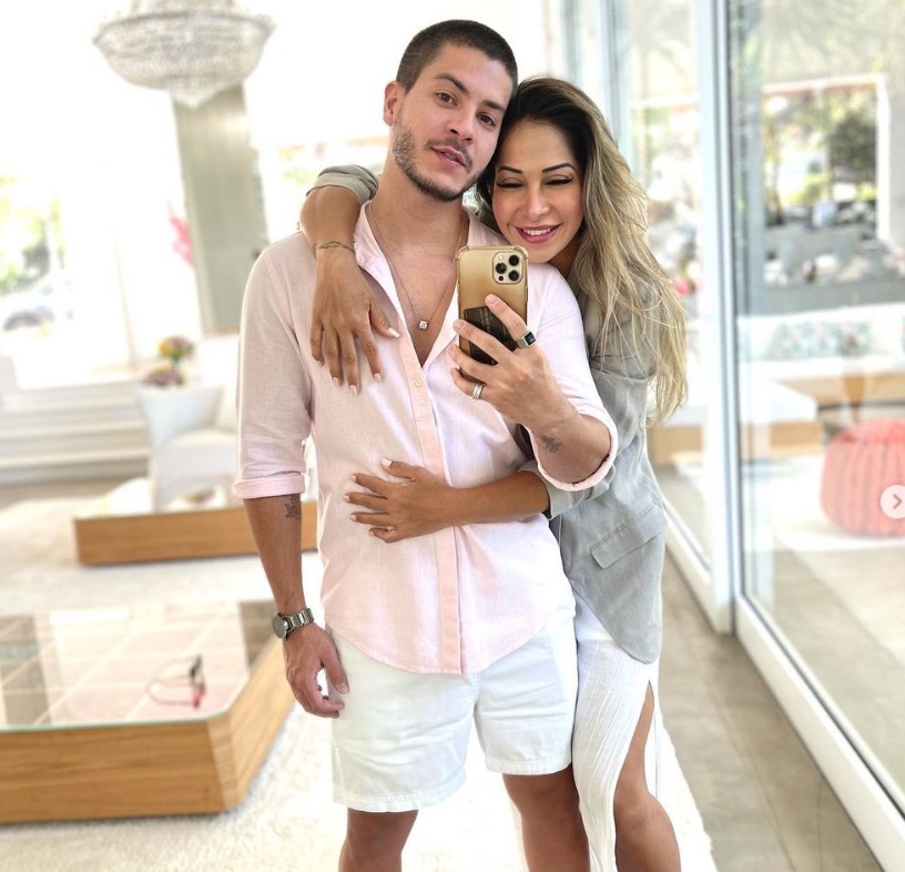 Maíra Cardi fala pela primeira vez sobre fim do casamento com Arthur Aguiar