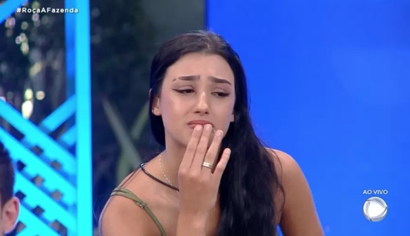 Bia revela que foi abusada aos 6 anos e expõe reação da mãe: ‘ela riu’