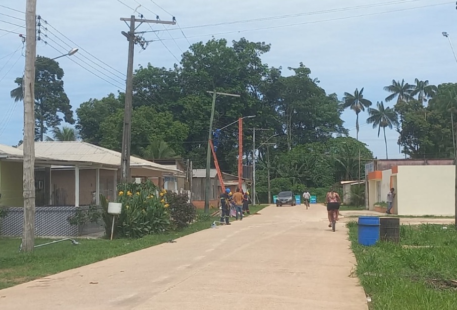 Carauari começa a receber mais de 1,8 mil pontos de iluminação de LED