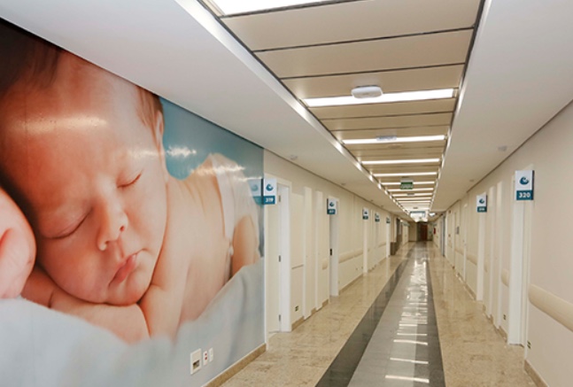 Wilson Lima promete construir maternidade na zona Norte de Manaus