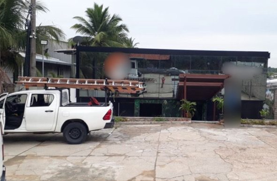 Restaurante é flagrado desviando energia em Manaus
