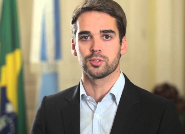 Eduardo Leite consegue virada e é o 1º governador reeleito do RS