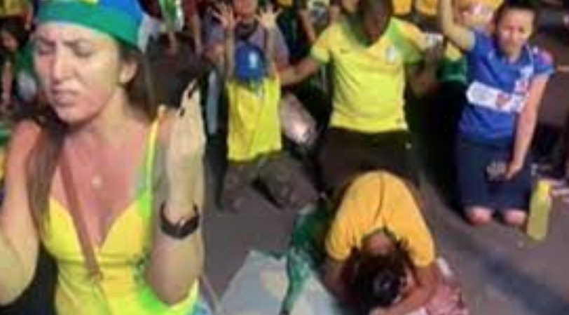 Bolsonaristas reagem à derrota e justificam ‘fraude nas urnas'