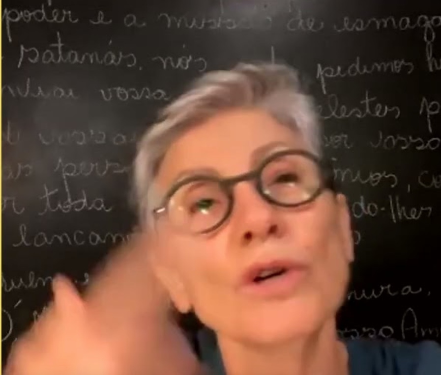 Cássia Kis é processada em R$ 250 mil após falas homofóbicas