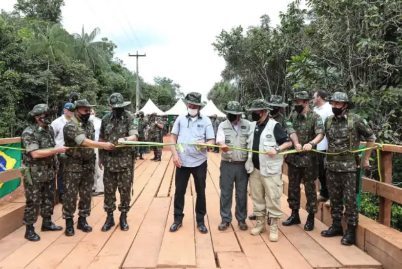 Bolsonaro gastou mais de R$ 3,5 milhões com viagens ao Amazonas