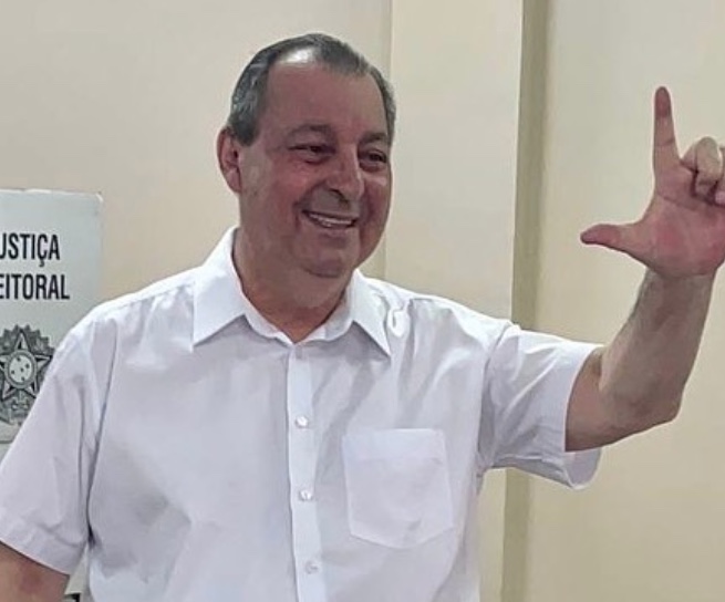 Lula convida Omar Aziz para equipe de transição de governo