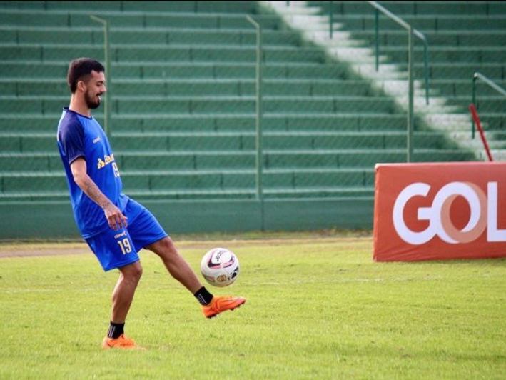 Manauara anuncia contratação de Marcelinho, ex-Flamengo