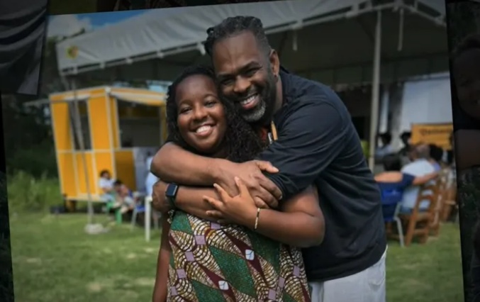 Manoel Soares descobre que tem irmã e encontro emociona: ‘minha cara’ 