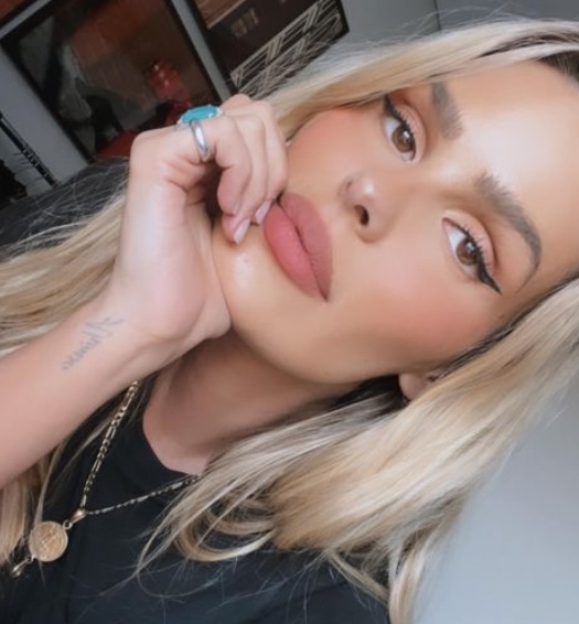 Yasmin Brunet diz ter sido assediada na Fórmula 1 e que segurança não fez nada