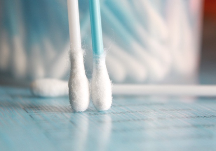 Fumar 'cotonete': fumaça da queima do material é tóxica para o pulmão