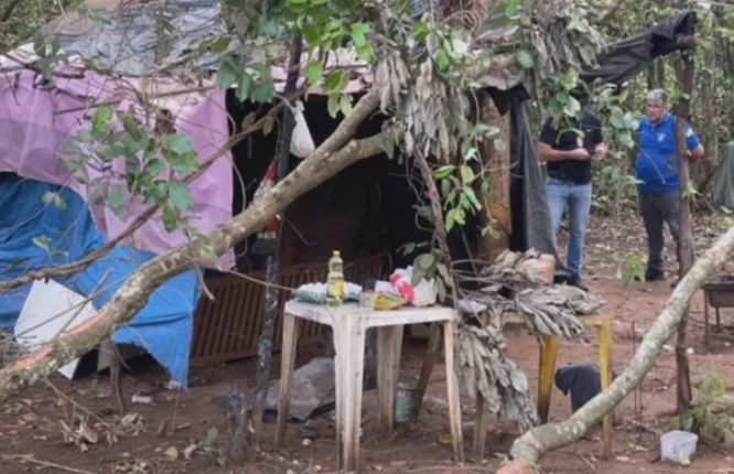 Homem é preso suspeito de matar a companheira e dormir ao lado do corpo