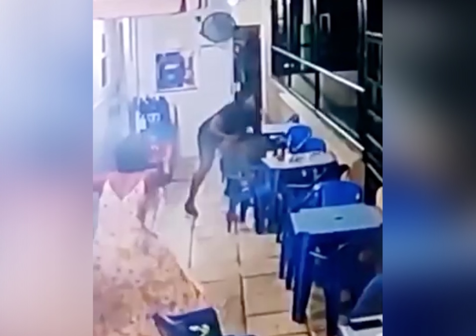 Vídeo: PM é morto a tiros por colega de farda na frente da família