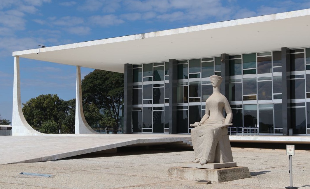 STF derruba pensões para viúvas de ex-vereador e médico de Manaus