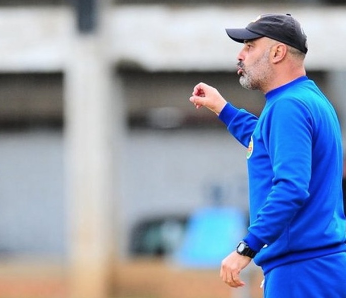 Manauara EC anuncia novo técnico para Barezão 2023