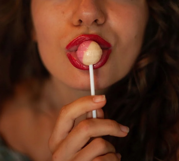 Sexo oral sem camisinha: saiba quais doenças são transmitidas pela prática