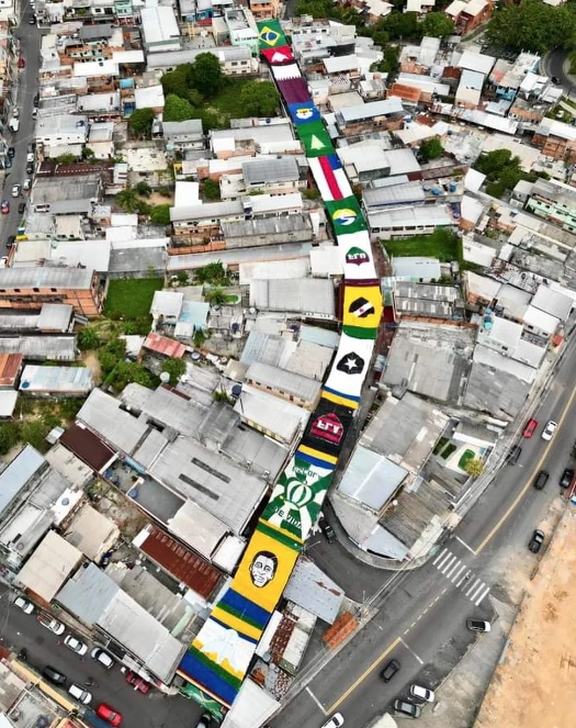 Rua 24 de Agosto, no bairro Morro da Liberdade, é eleita 'Rua da Copa'