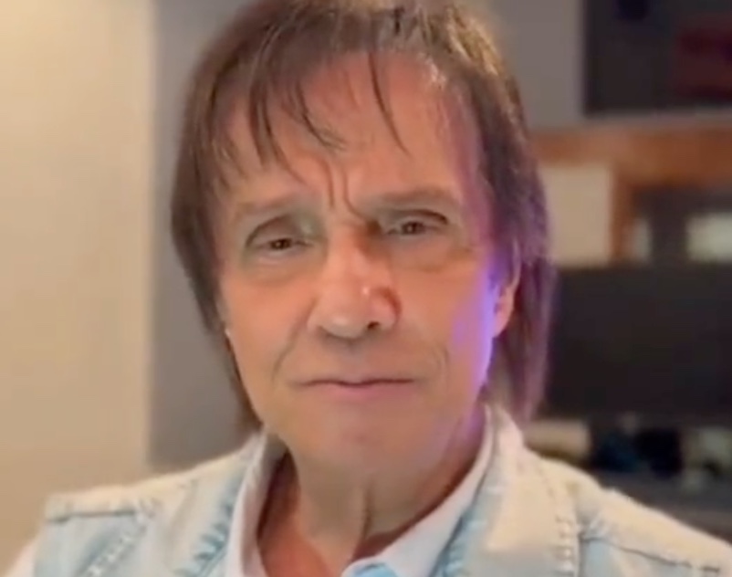 Abatido, Roberto Carlos fala de Erasmo Carlos: ‘o irmão que escolhi’