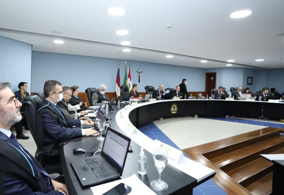 TCE multa em R$ 22 mil vereador-presidente de Câmara Municipal no Amazonas