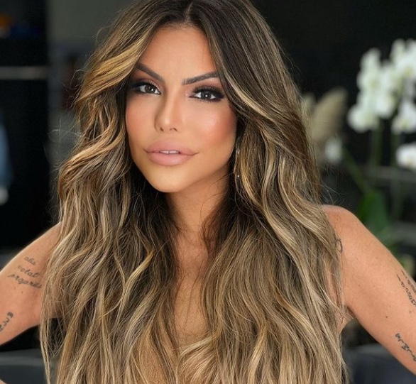 Ex-A Fazenda Liziane Gutierrez sai na porrada com mulher e fratura costela 