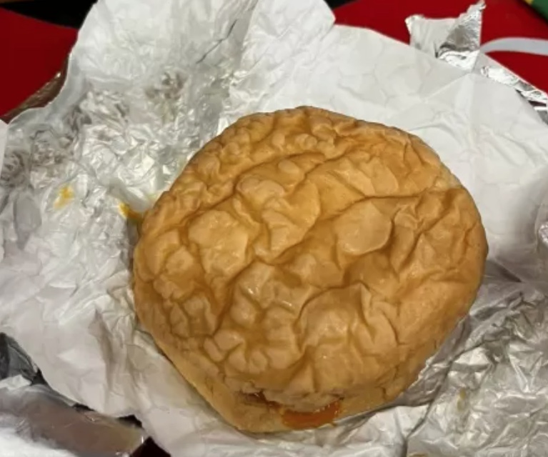 Lanches nos estádios da Copa são alvos de críticas por aparência e preço