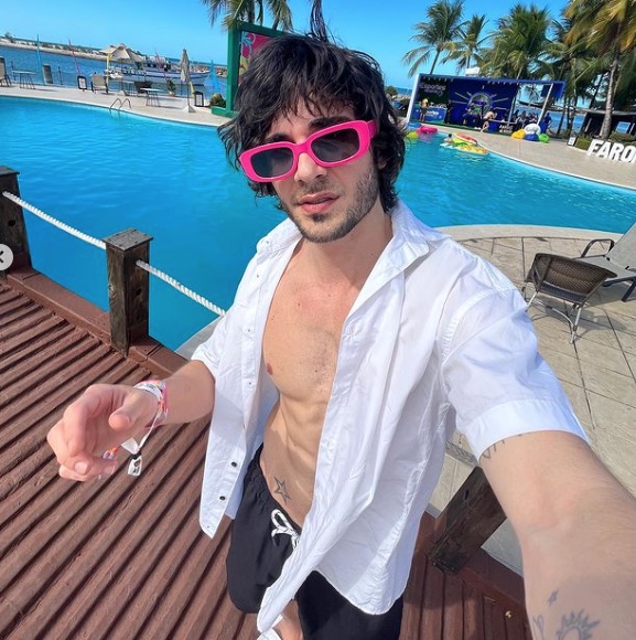 Solteiro? Fiuk é exposto por influencer na Farofa da Gkay 