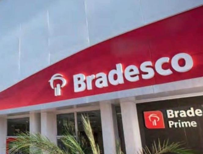 Banco não pode cobrar tarifa sem contrato específico; entenda