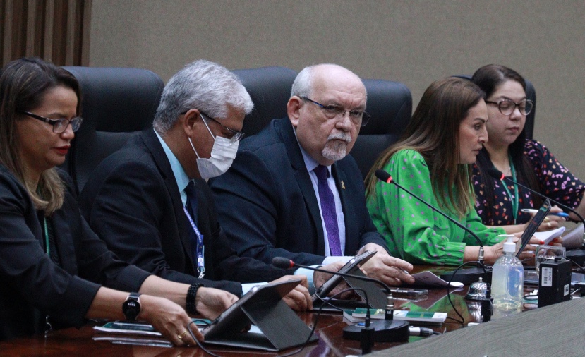 Vereadores aprovam orçamento de 2023 e prazo para emendas é aberto na CMM