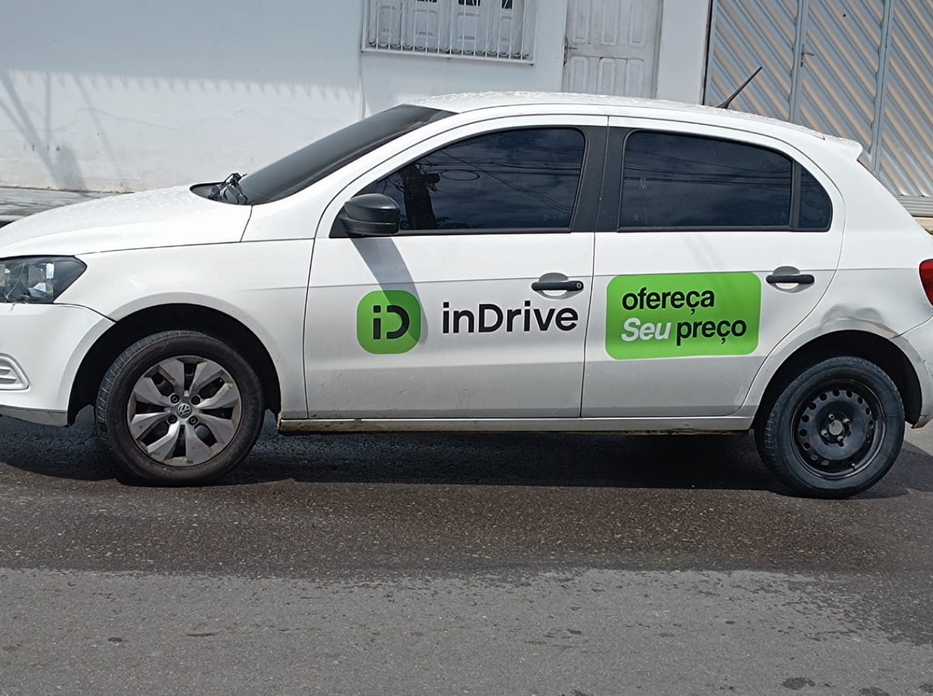 Motorista de app é mantido refém e espancado durante assalto em Manaus