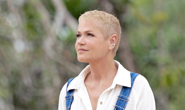 Xuxa se submete a lipoaspiração: 'estou achando que tirou pouco'