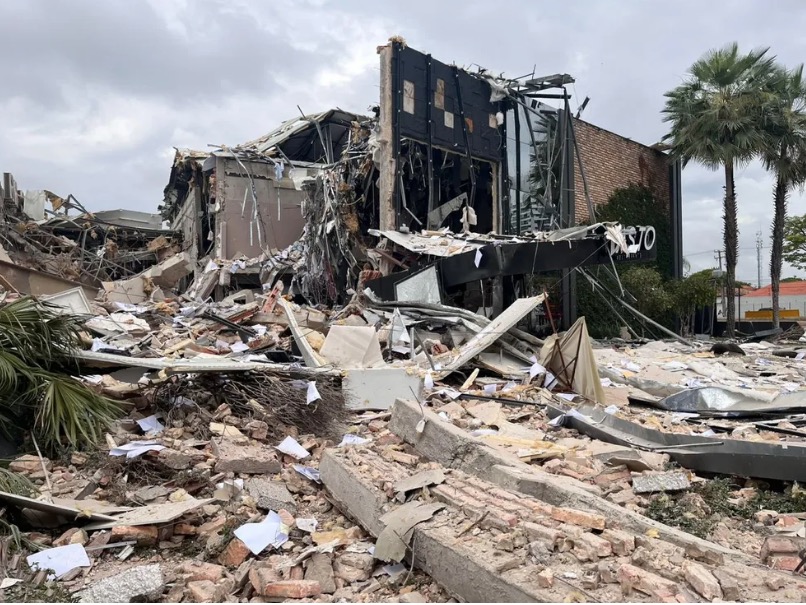 Explosão destrói restaurante do grupo Coco Bambu; vídeos impressionantes