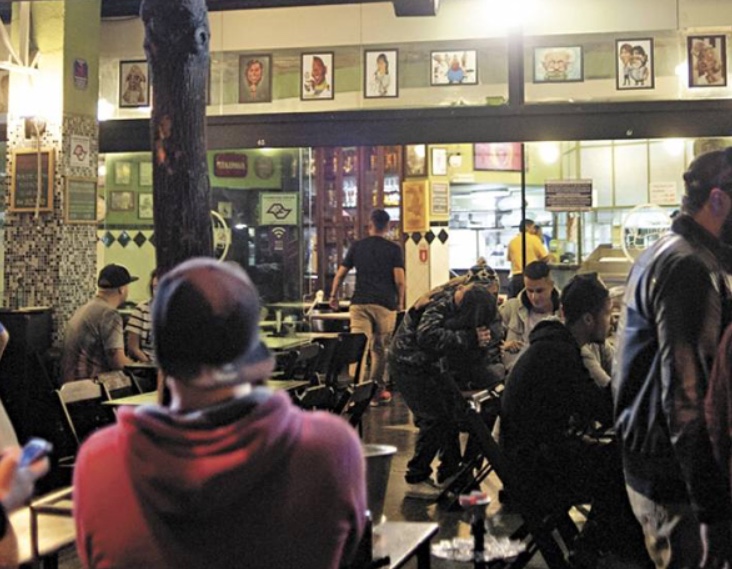 Copa e festas de fim de ano impulsionam bares e restaurantes, após 2022 difícil