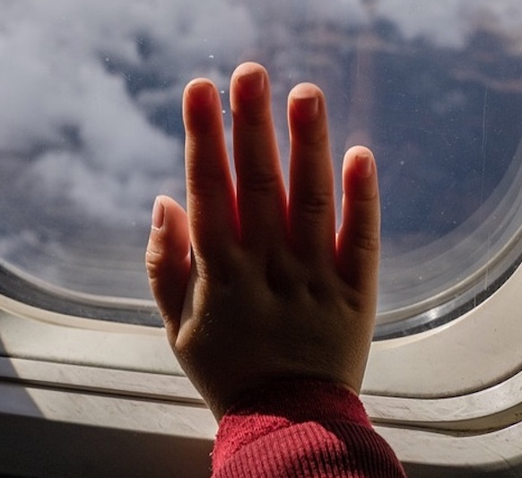  Responsáveis devem seguir regras para viagens de menores