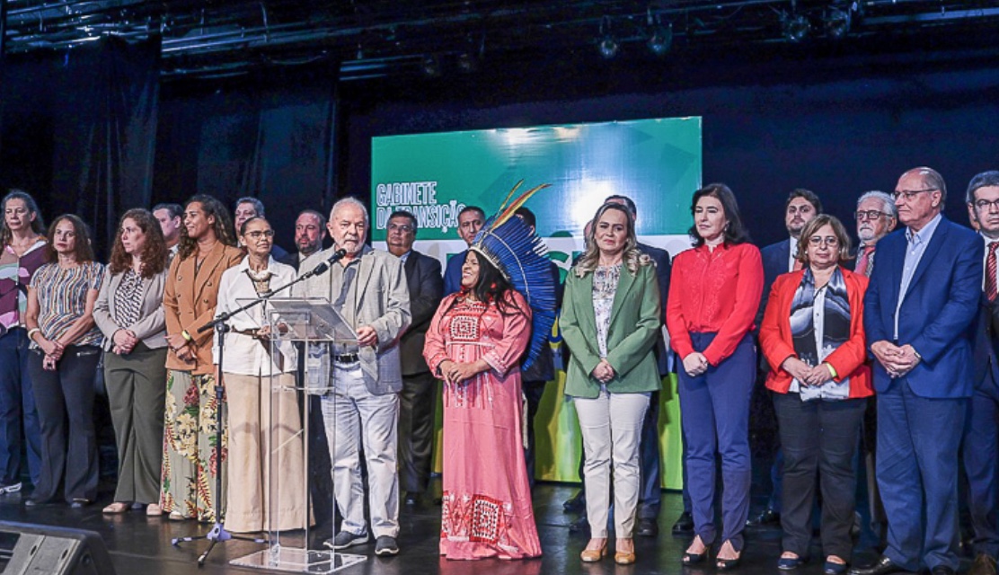 Lula fecha lista ministerial com espaço ampliado para MDB, PSD e União Brasil