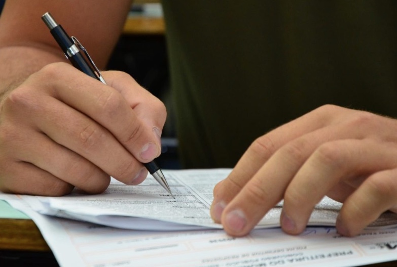 Prefeitura abre editais de processos seletivos com mais de 800 vagas no Amazonas