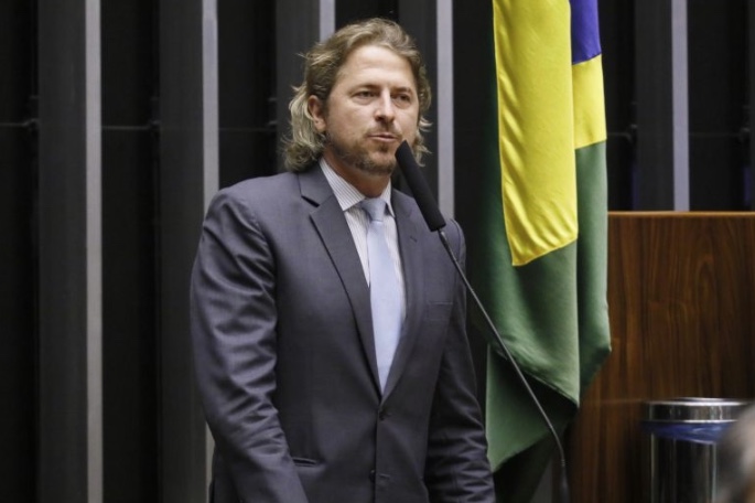 Zeca Dirceu é escolhido novo líder do PT na Câmara dos Deputados