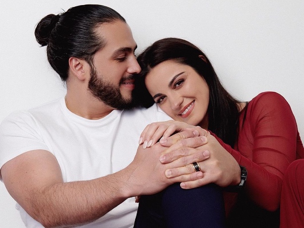 RBD: Maite Perroni anuncia gravidez aos 39 anos