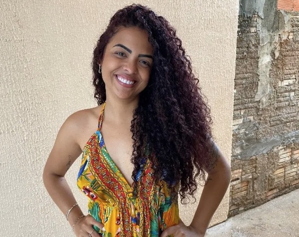 Casa de Vidro: Paula é biomédica e tem Luísa Sonza como símbolo sexual 