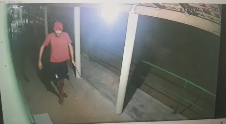 Homem invade quarto pelo telhado e estupra idosas em abrigo