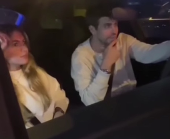 Namorada de Piqué está se sentindo perseguida após música de Shakira 