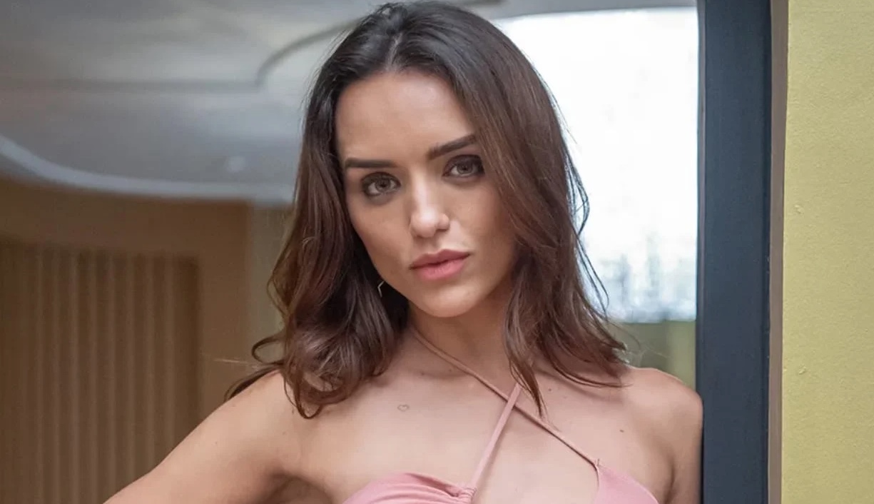 Rafa Kalimann é proibida de trabalhar em novela e cria impasse na TV Globo