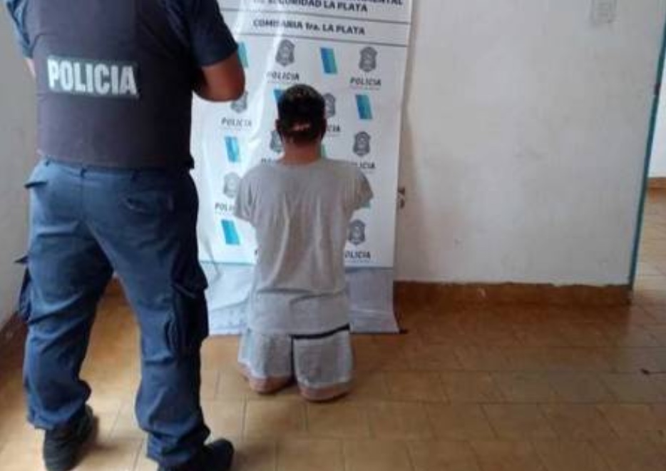 Sem braços e pernas, homem é preso por tentar assaltar mulher deficiente