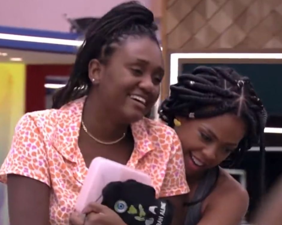 Sarah Aline promete dar colar do anjo para sister caso ganhe prova